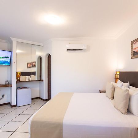 Duro Beach Hotel Cumbuco Exterior photo